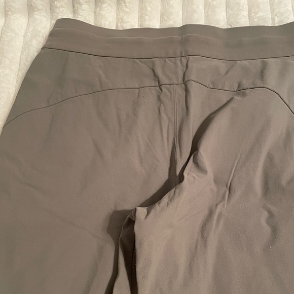 Athleta Headlands Hybrid Trek Jogger - Picture 7 of 10